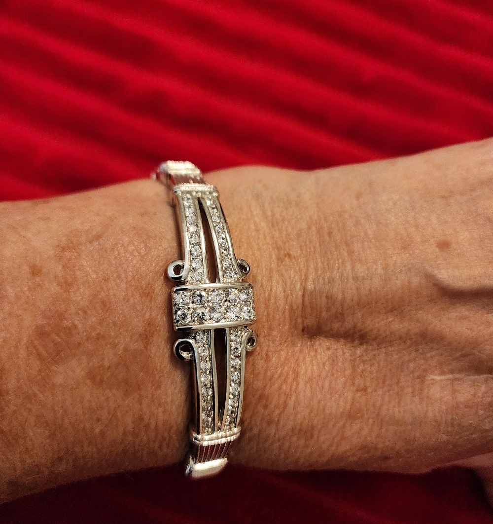 Oval Hinged Sterling Silver Bracelet Sold By Freida Rothman NY Fits Most Wrists